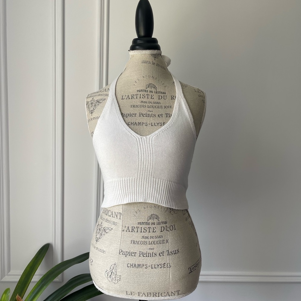 White knit halter neck crop top